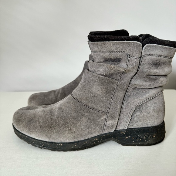 TEVA Capistrano Booties Ankle Boots Gray Gunsmoke Suede Leather Women’s Size 7 - Picture 2 of 16